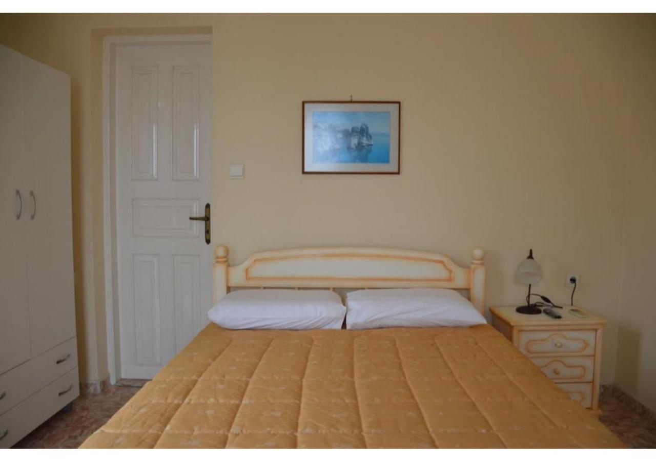 Kardoulis Rooms Triovasalos Экстерьер фото